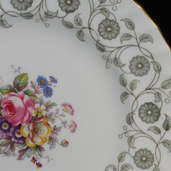 Set of 4 vintage Royal Crown Derby fine porcelain salad plates - Picture 4 of 7